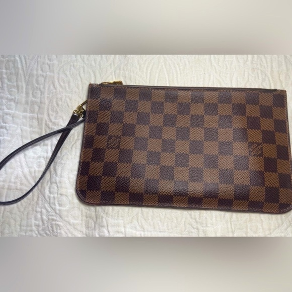 Louis Vuitton Neverfull Pouch Damier Ebene- Authentic
